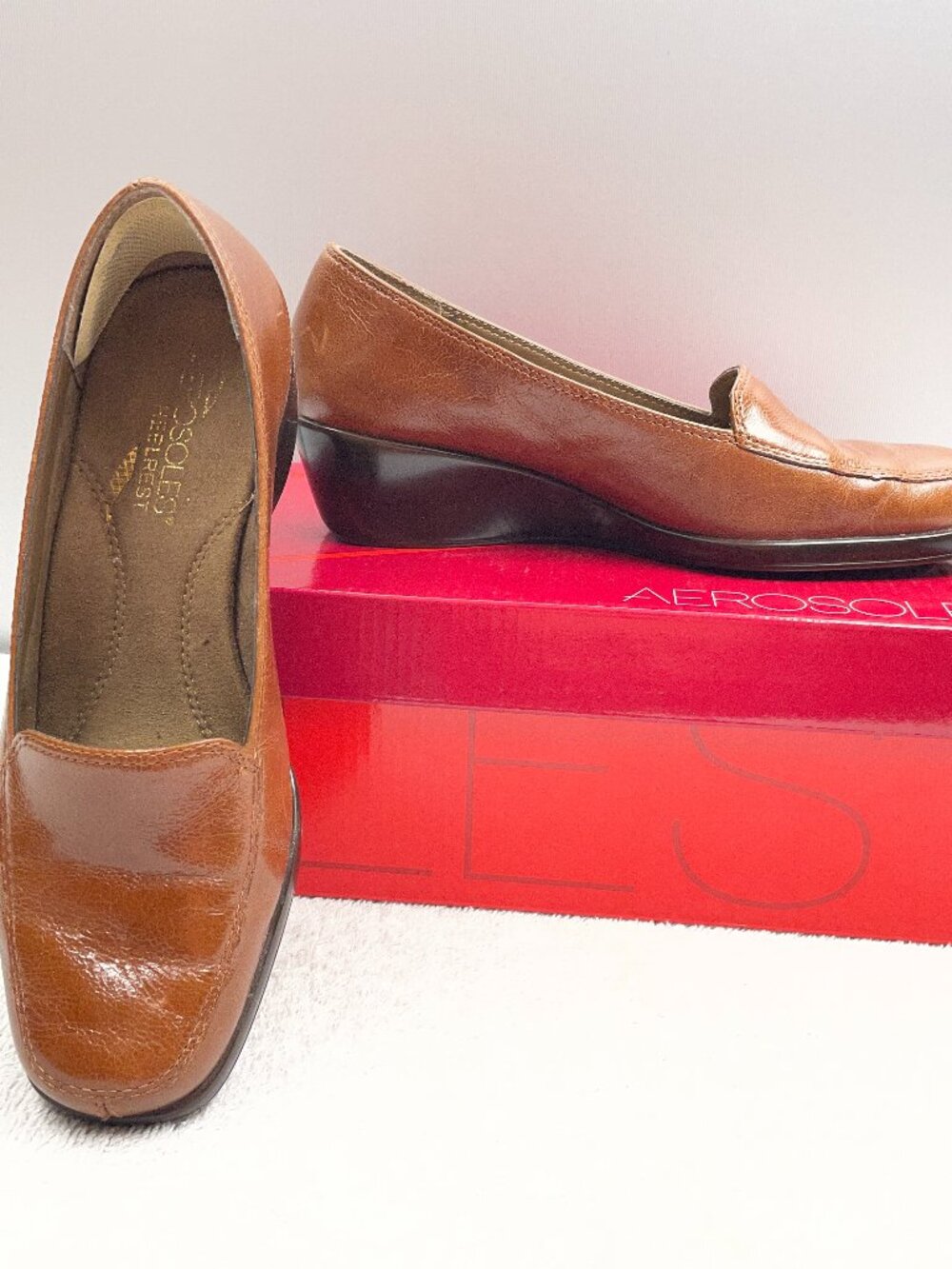 Aerosoles Nutmeg Leather Wedge Loafers - Size 5.5 - Comfort Slip-Ons